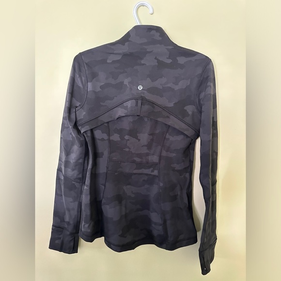 Lululemon Define Jacket - Picture 2 of 2